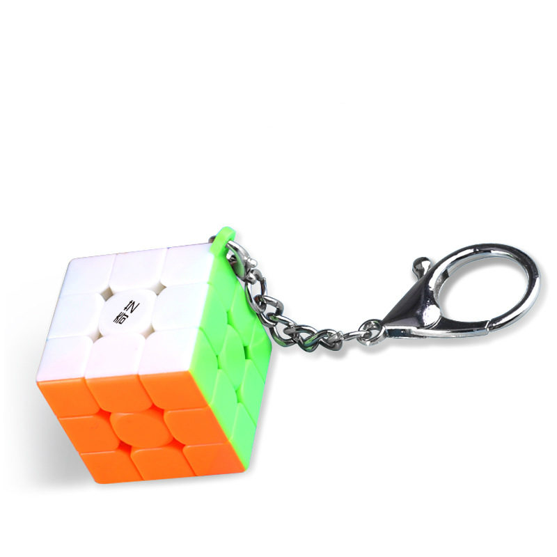 qiyi-mini-cube-3cm-keychain